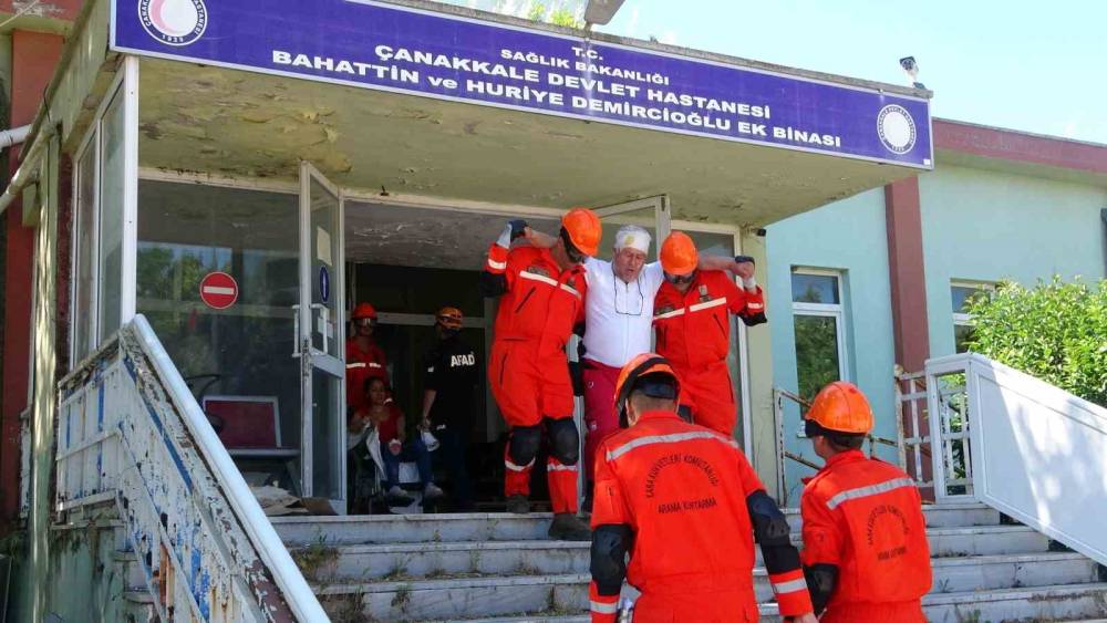 &Ccedil;anakkale&rsquo;de Kapsamlı Afet Tatbikatı, 10 Farklı Senaryo İle G&uuml;&ccedil;l&uuml; Koordinasyon