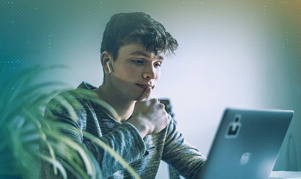 Dijital Yerliler Tehlikede, Gençler Siber Güvenlik Riskleri Karşısında Neden Savunmasız?