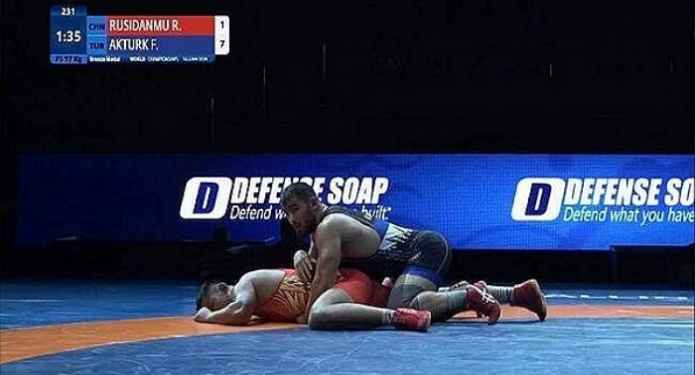 Aktürk’ten Büyük Başarı