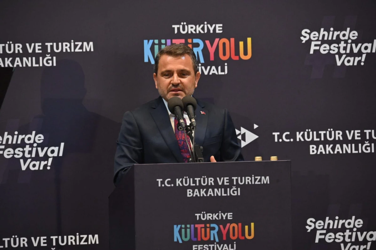 Kaşdemir, &Ccedil;anakkale Bu Festivali &Ccedil;ok Sevdi